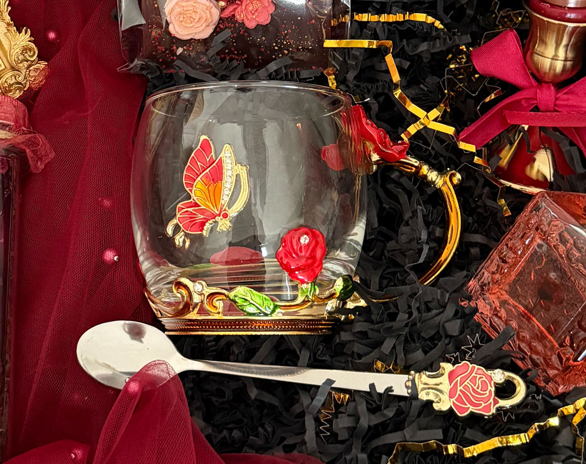 Rose butterfly glass mug and decorative spoon in the Klimt The Kiss gift box
