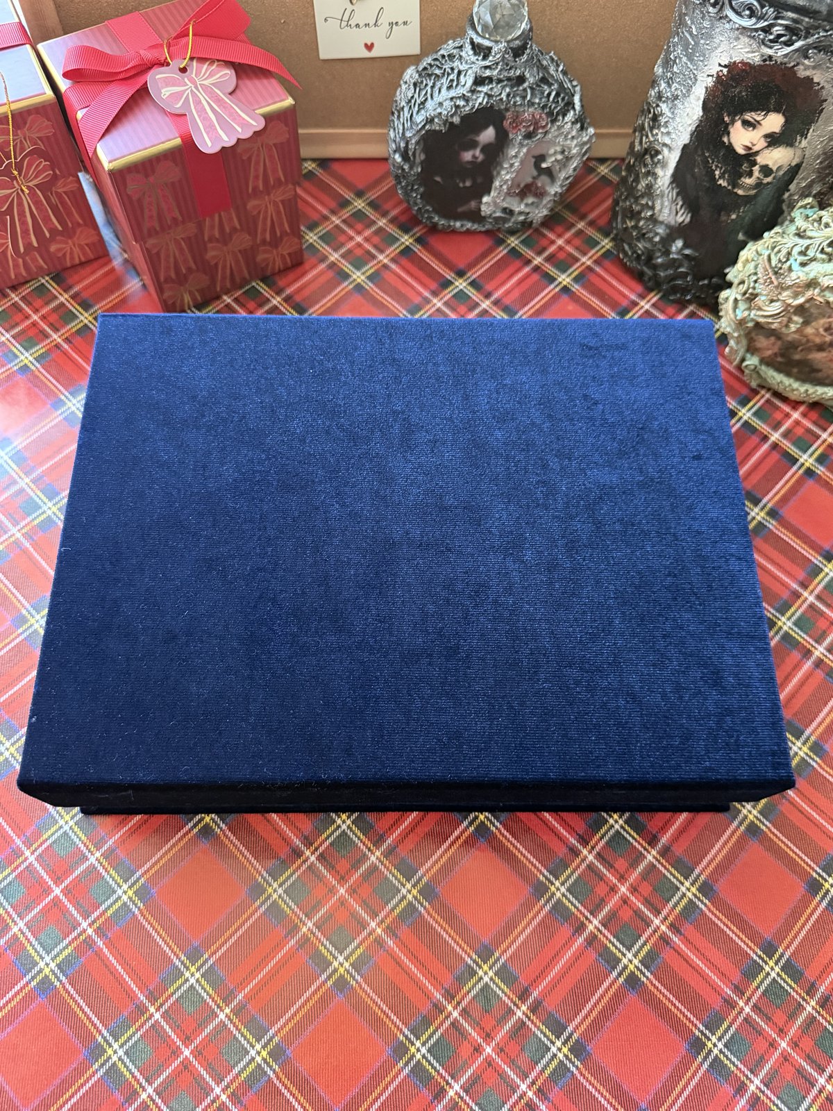 Gothic Romance bottle gift packaging: navy velvet gift box